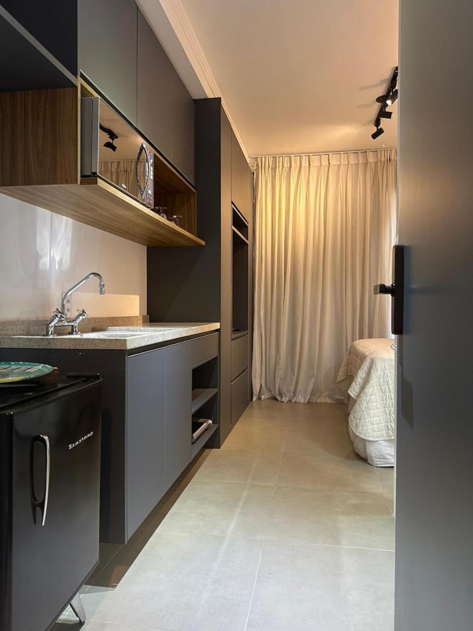 Apartamento Prox Metro Oscar Freire *
